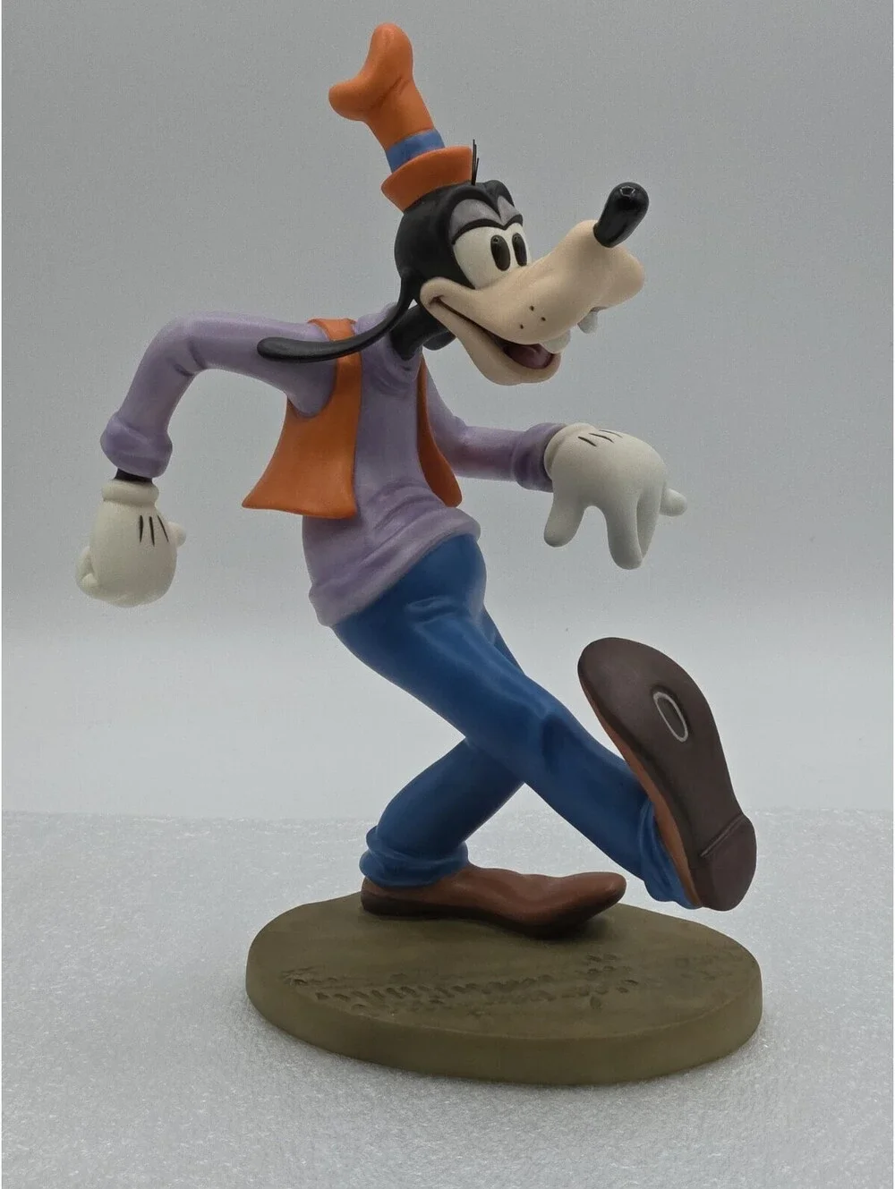 WDCC Disney Goofy Moving Day Oh The World Owes Me A Livin Figure NIB Sealed COA